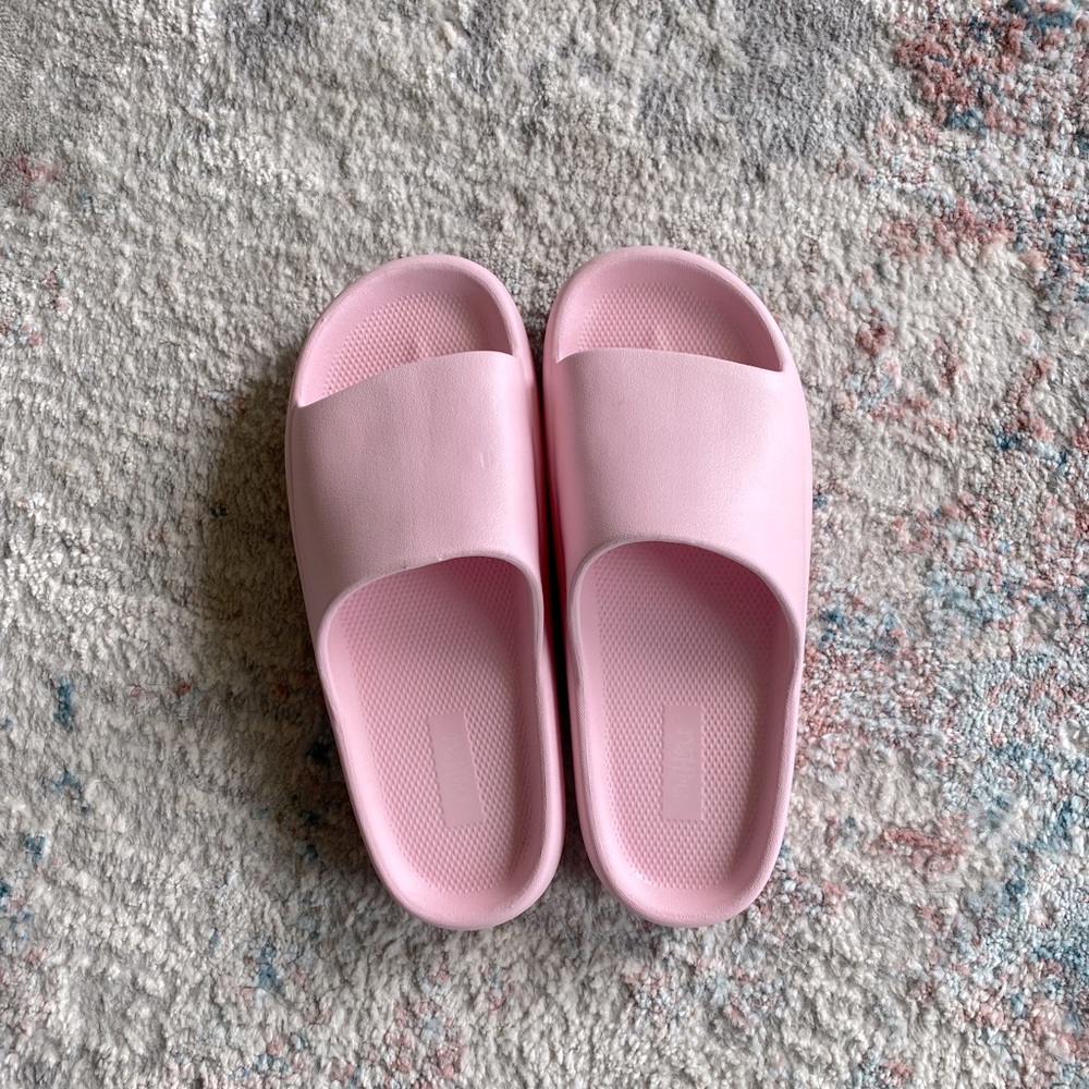 Pink Cloud Foam Slides!